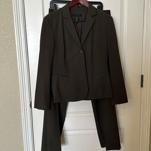 2 piece Women's Olive green suit